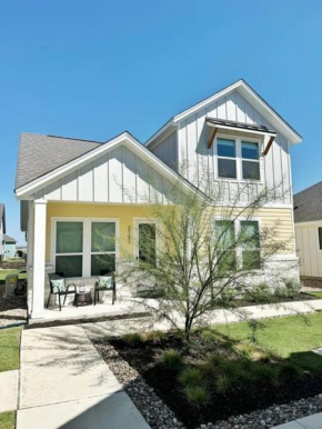 Charming Cottage - Yellow Haus near Gruene